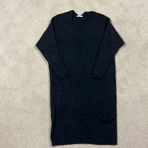 Mes Demoiselles Sweater Dress. Navy Blue. Soft midi length. Medium.